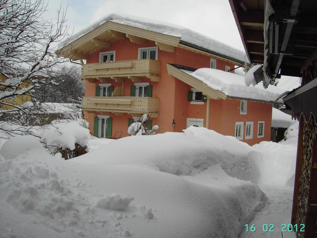 Haus Senoner Bed & Breakfast Kitzbuhel Bagian luar foto